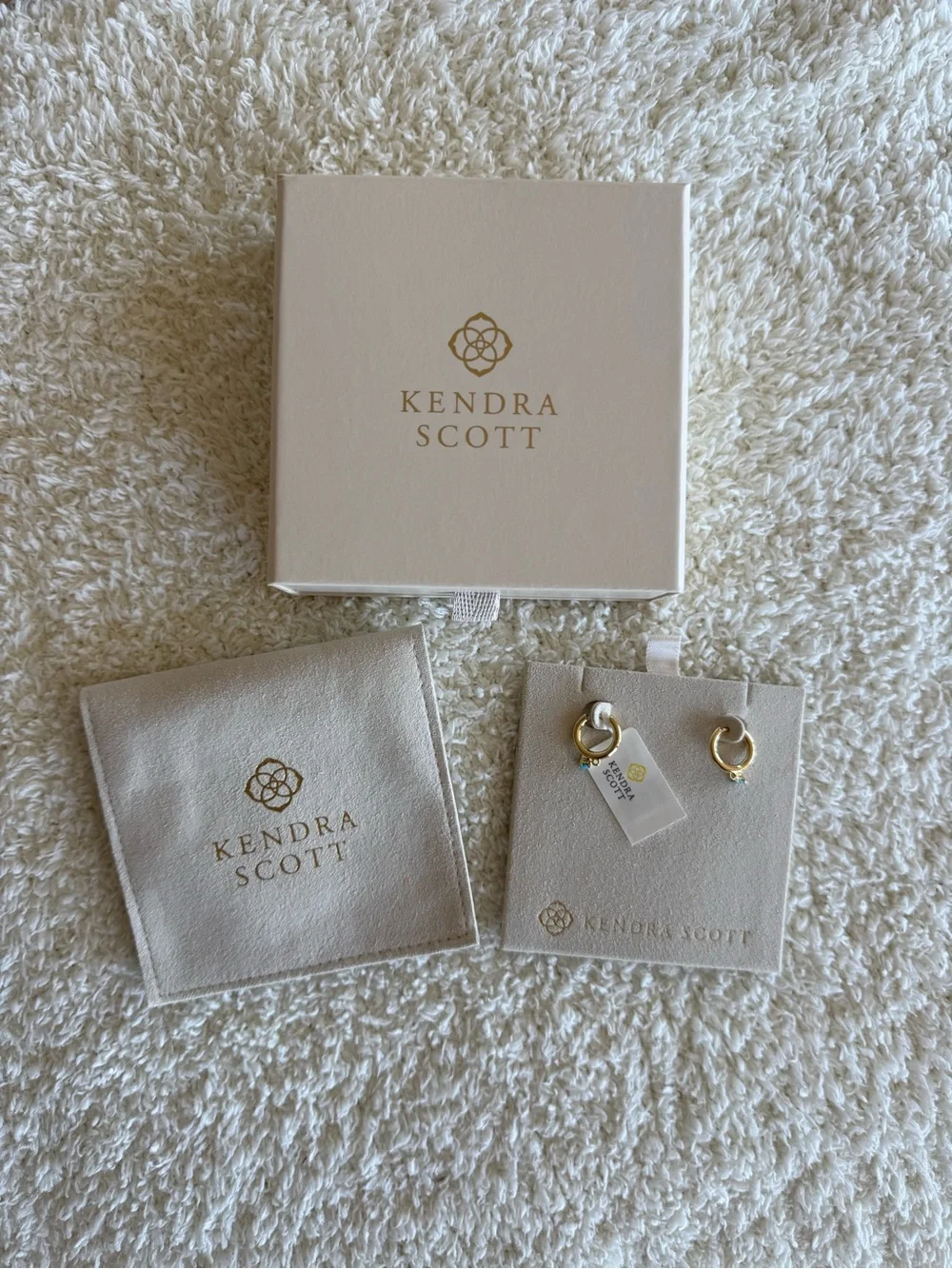 Kendra Scott Maisie 18k Gold Vermeil Huggie Earrings in Turquoise / December NWT